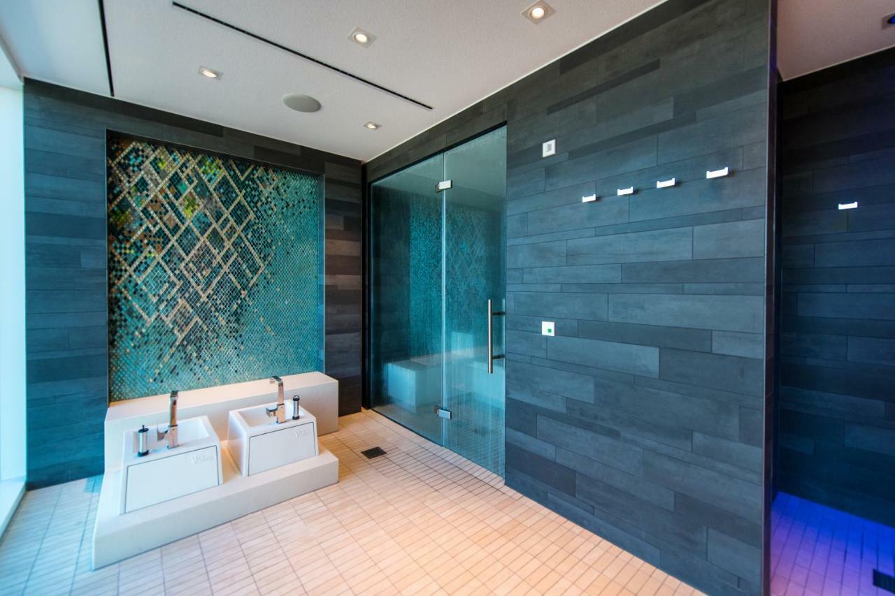 ホテル Faehrhaus Koblenz エクステリア 写真 A shower room