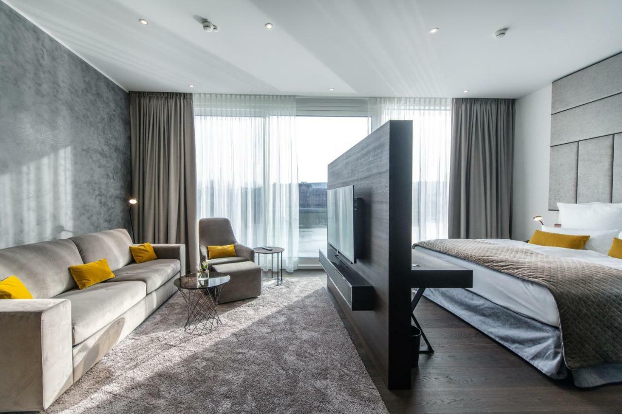 ホテル Faehrhaus Koblenz エクステリア 写真 A suite at the hotel