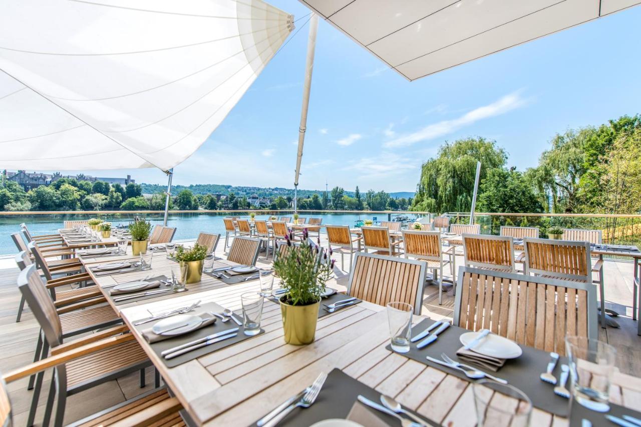 ホテル Faehrhaus Koblenz エクステリア 写真 The restaurant on the top deck